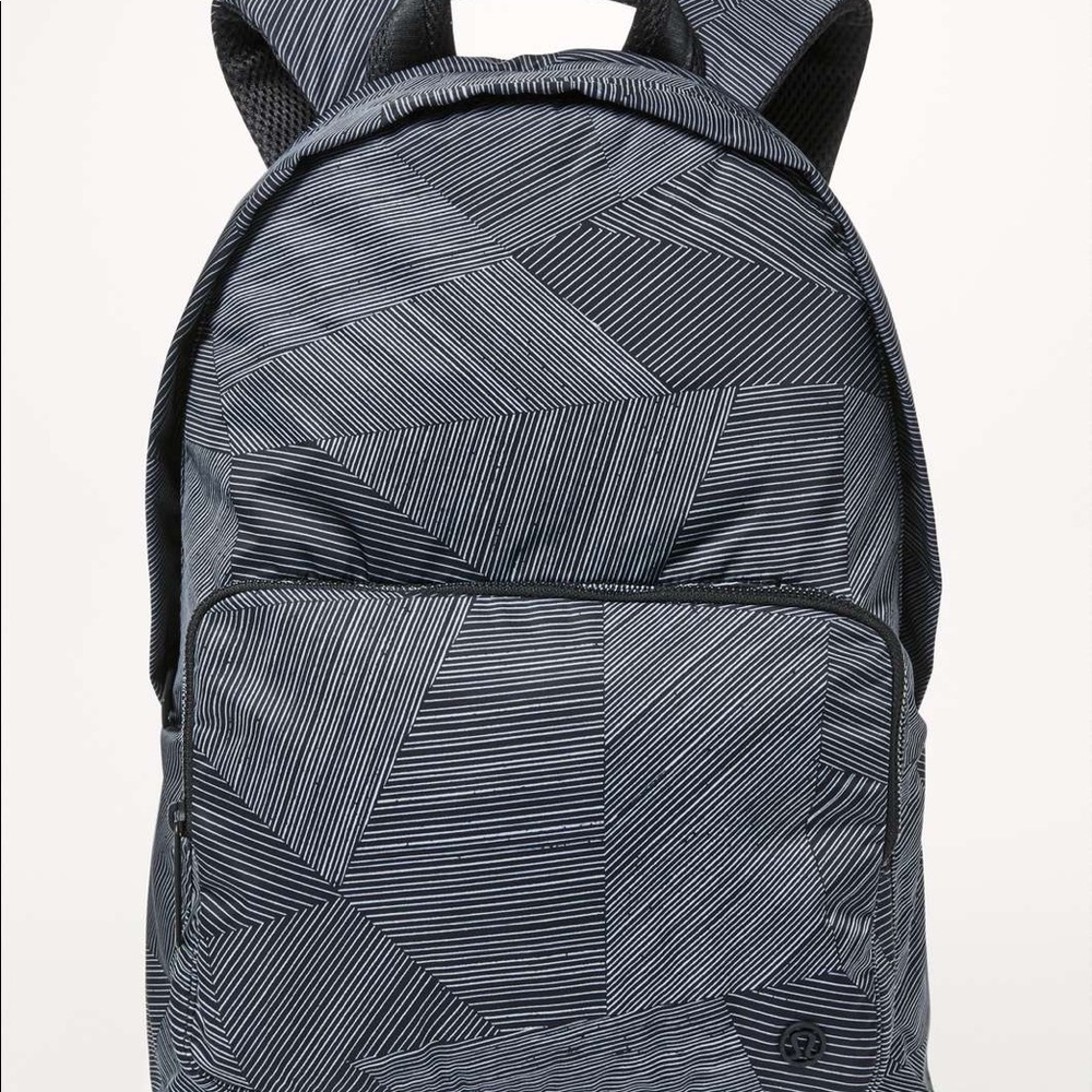 Lululemon Everywhere Backpack (17L)